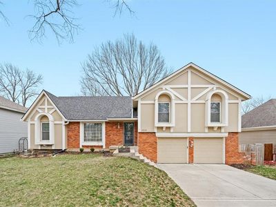 10219 Caenen Dr, Lenexa, KS, 66215