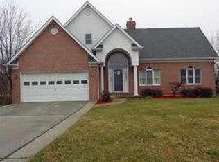 2112 Country Pines Ct, Waldorf, MD 20601