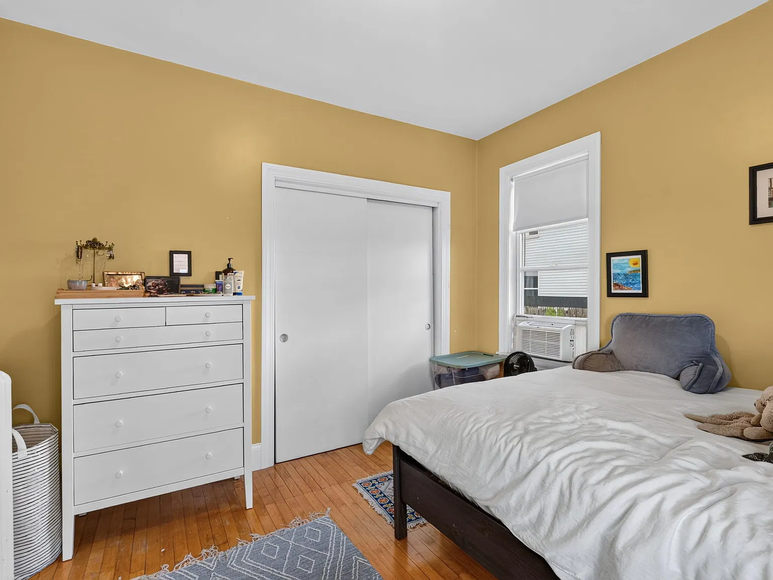1 bed, 900 sqft, $2,700 — Photo 3
