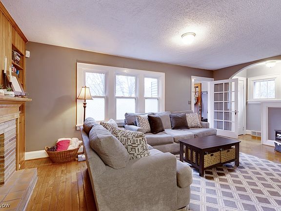 5th image of 1458 Westvale Ave