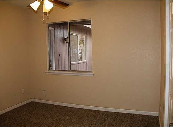 2nd image of 300 Vaudeville Dr