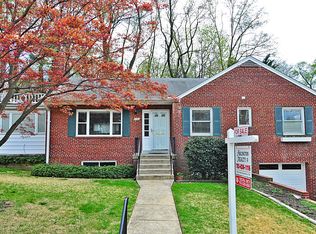 730 26th Pl S, Arlington, VA 22202