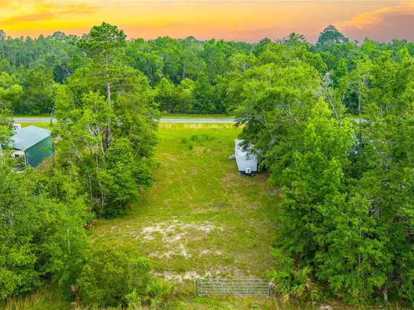 400 Coastal Oak Ln NW, Steinhatchee, FL 32359