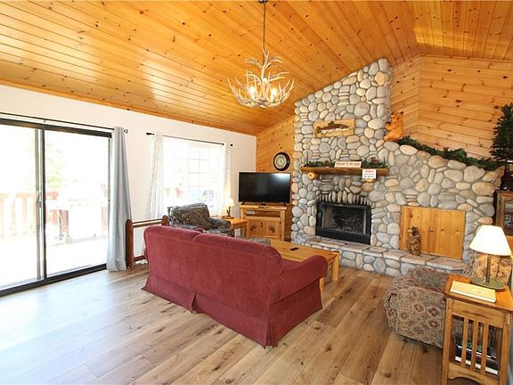 4th image of 39064 Bayview Ln