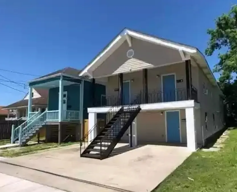 3 bed, 1000 sqft, $1,580 — Photo 3