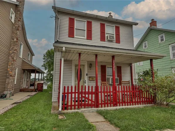 2225 N 1st Ave, Whitehall, PA 18052