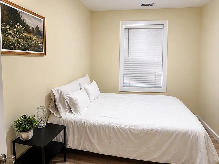 427 Holly St NW #1 — Photo 11