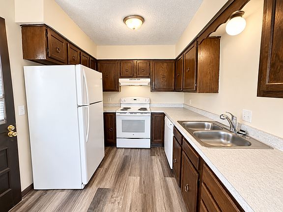 3rd image of 226 S Sheridan Ave