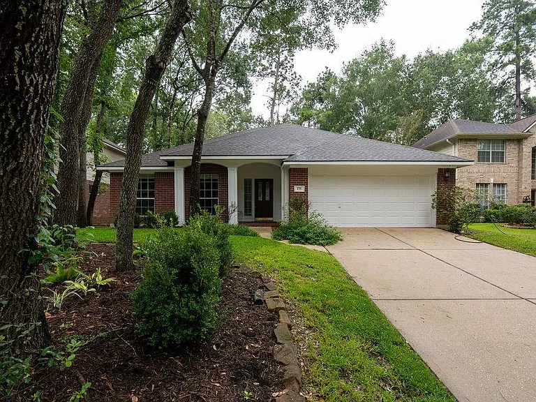 175 N Wimberly Way — Photo 1