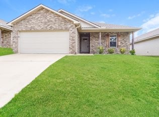 16363 Pottery Ln, Moundville, AL 35474