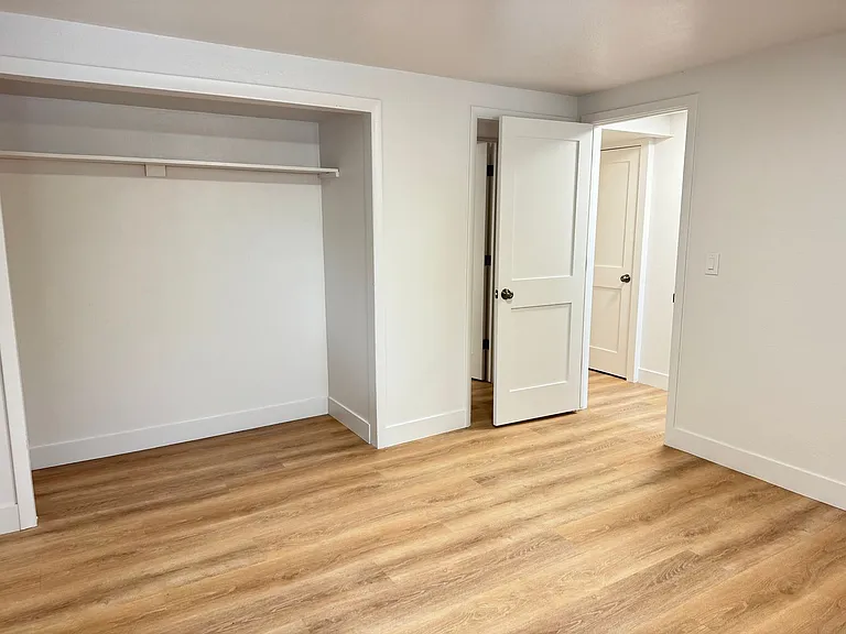1505 Linden Ave — Photo 24