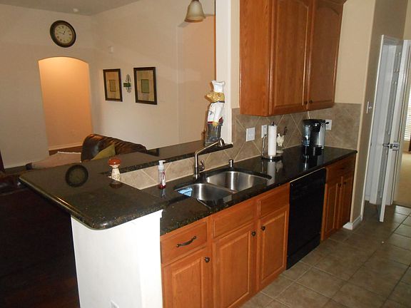 4th image of 1619 Summerfield Dr