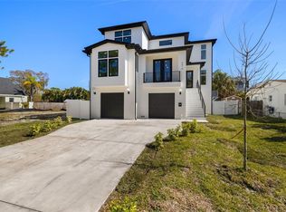 4019 Harrisburg St NE, Saint Petersburg, FL 33703