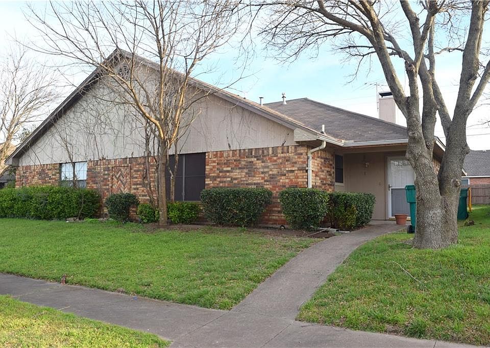 1st image of 319 Bryant Ln