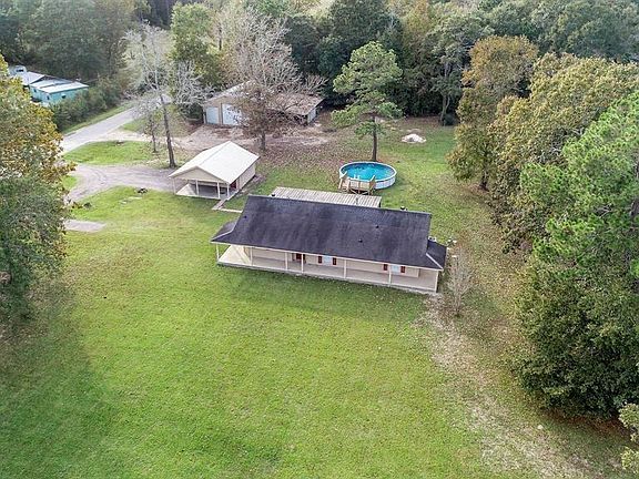 3rd image of 25273 Blackburn Dr