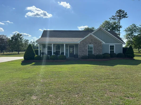 107 Albert Davis Rd, Lucedale, MS 39452