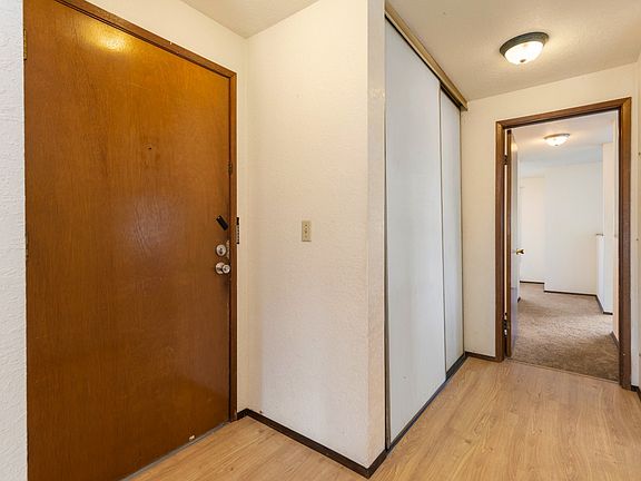 3rd image of 14505 32nd Ave NE APT 8