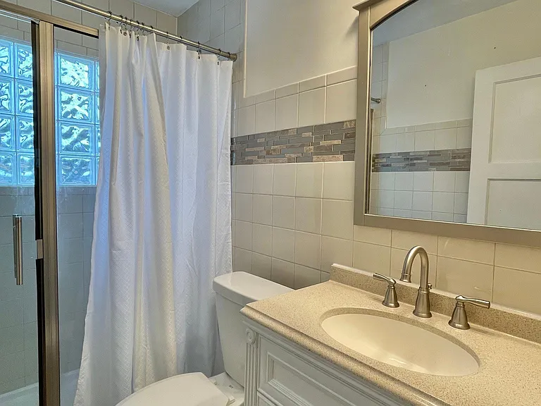 Fully remodeled bathroom