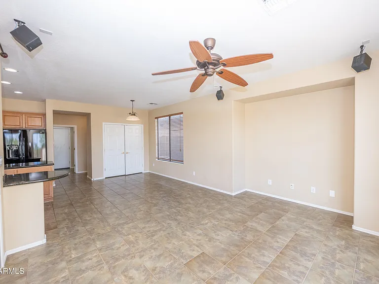 2023 W Shackleton Dr — Photo 18