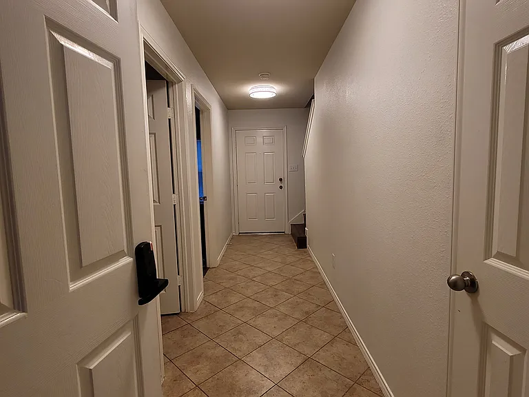 2709 Polk St — Photo 4