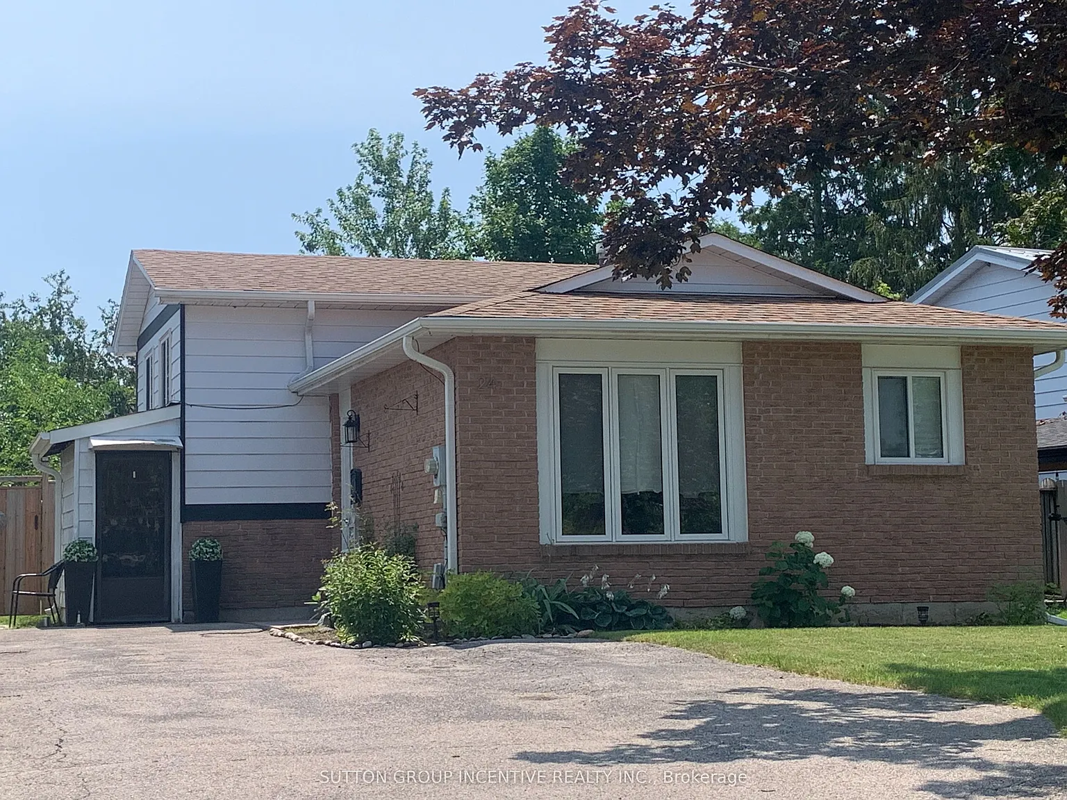 2 bed, $2,200 — Photo 1