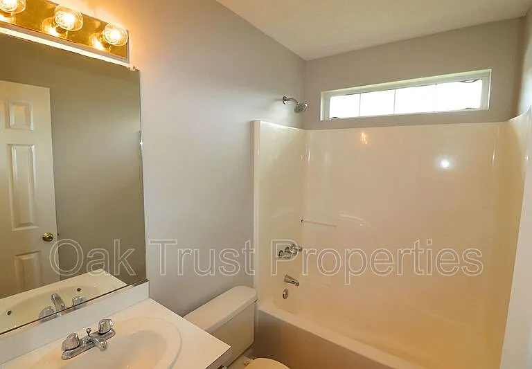 294 Hastings Dr — Photo 11