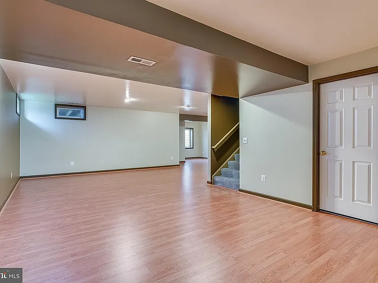1353 N Fairfax Blvd — Photo 35