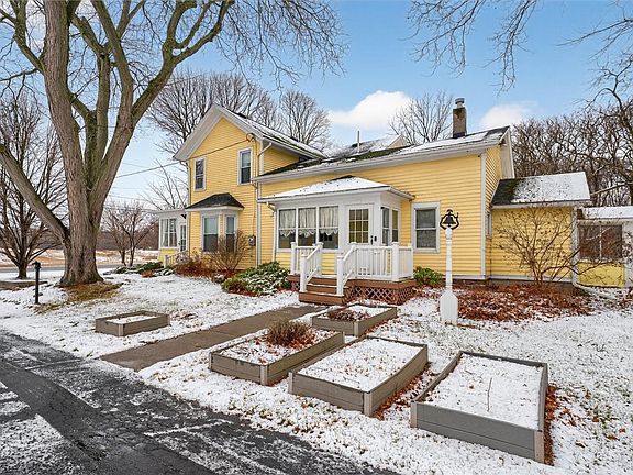 4th image of 4774 Lyell Rd