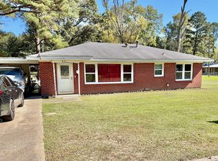 603 7th St SE, Springhill, LA 71075