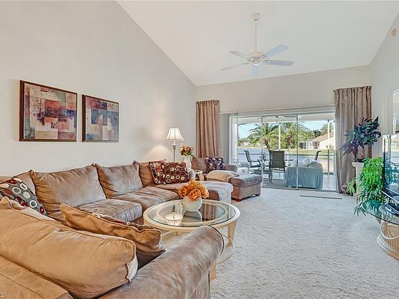 4th image of 547 Saint Andrews Blvd #122-0