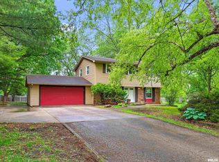 5333 N Big Hollow Rd, Peoria, IL 61615