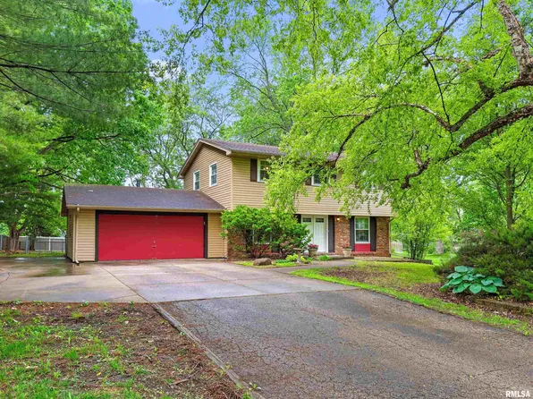 5333 N Big Hollow Rd, Peoria, IL 61615