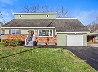 143 Ray Ave, Schenectady, NY 12304