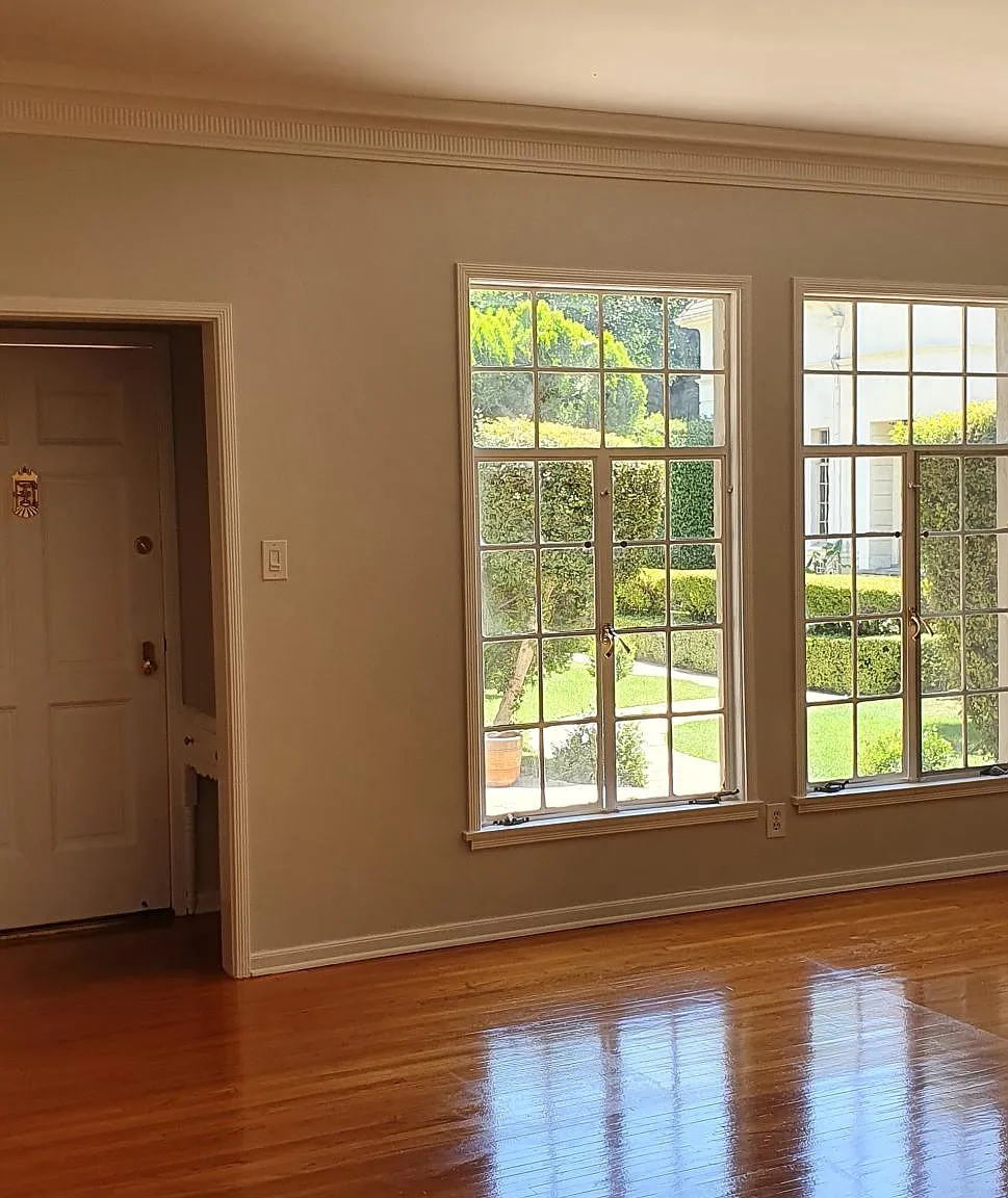 1 bed, 1100 sqft, $2,600 — Photo 2