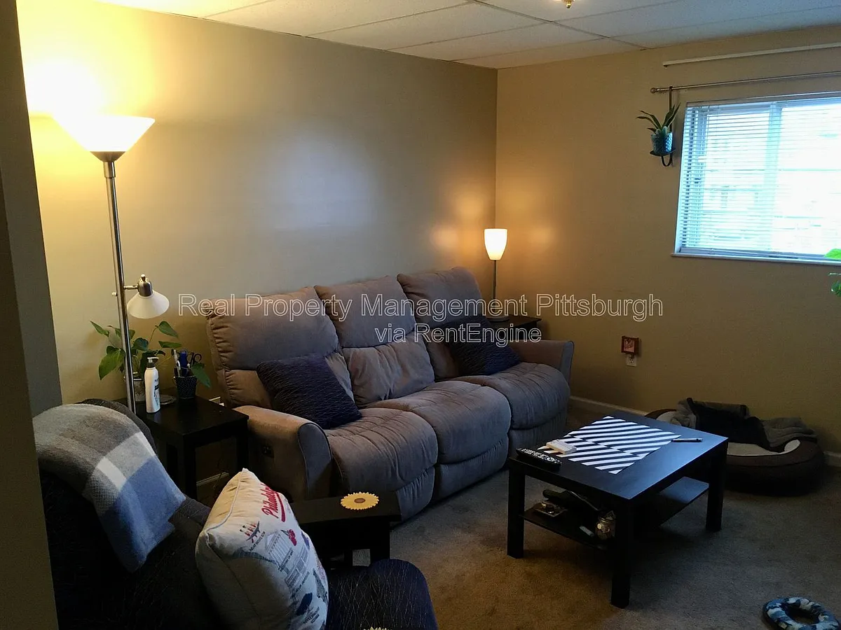 Building Photo - 606 S Mathilda St #2
