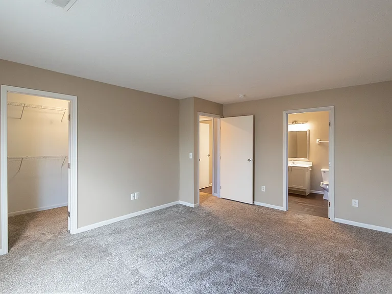 Washington Place — Photo 103