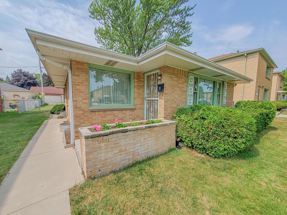 1st image of 3117 W Lakefield Dr