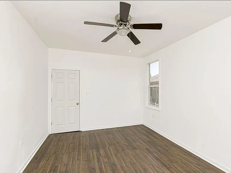 2605 Adams Ave — Photo 9