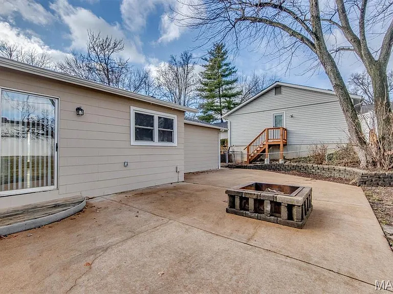 359 Palermo Dr — Photo 32