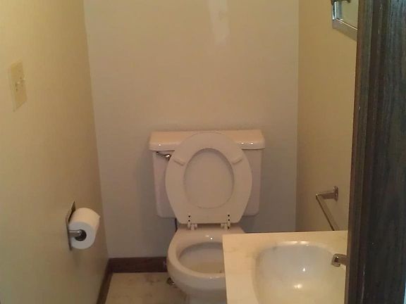4th image of 2625 Patio Dr #2623