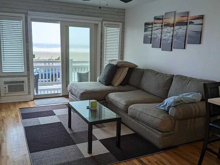 407 Ocean Ave #14A — Photo 6