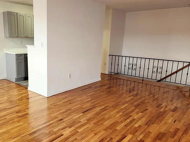 Briarwood Commons — Photo 11