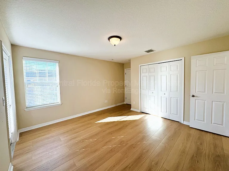 6621 Helmsley Cir — Photo 34