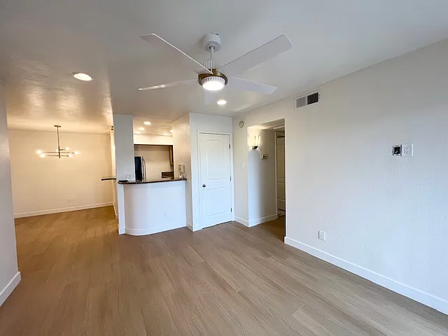 4410 N Longview Ave #220 — Photo 32