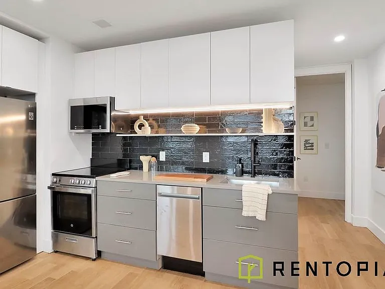352 Meeker Ave #6A — Photo 6