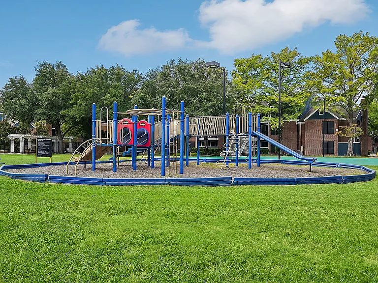 Eastgrove Apartments