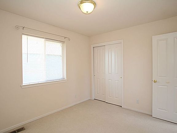 2nd image of 4012 122nd Ave SE