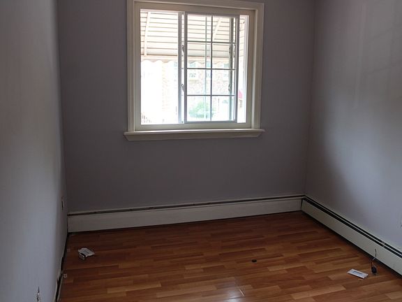 3rd image of 1132 Croes Ave