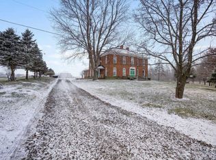 9834 Zane Trail Rd, Circleville, OH 43113