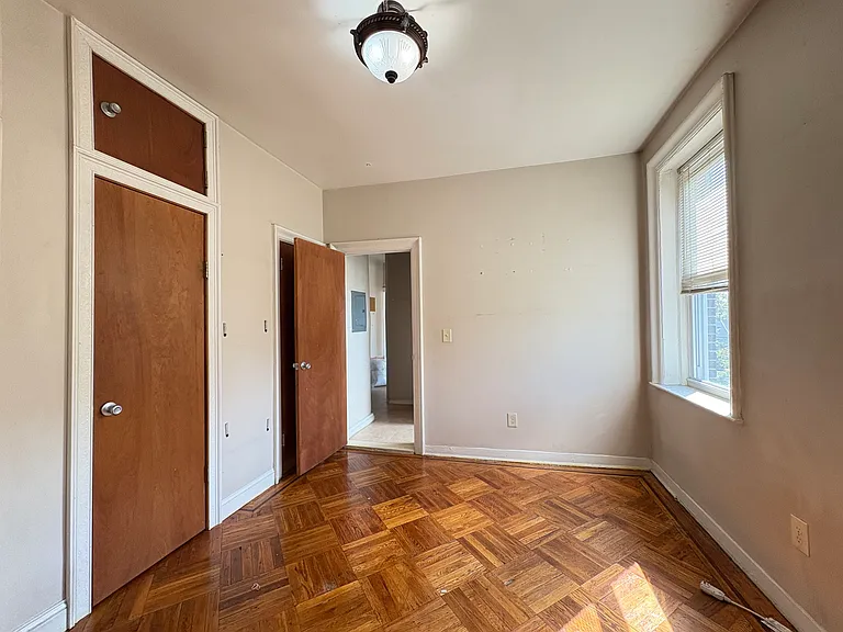 880 Kennedy Blvd #401 — Photo 3